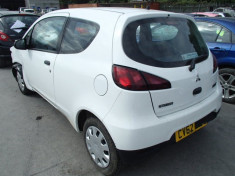 Dezmembrez Mitsubishi Colt model 2 usi 2009-2012 foto