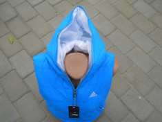 VESTA DAMA ADIDAS foto