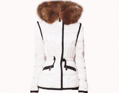 Geaca Moncler de dama Gamme Rouge foto