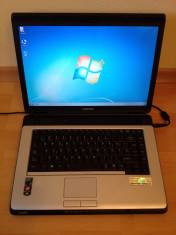 Laptop Toshiba Satellite L300, Athlon 64 X2 Dual-Core TK-57 1900 MHz, 2GB, 160GB foto