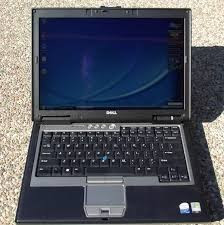 VAND LAPTOP DELL LATITUDE D630 CU PROCESOR CORE 2 DUO LA NUMAI 390 LEI CU GARANTIE foto