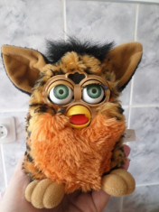 jucarie furby tigrat foto