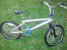 BICICLETA BMX (PT BUCURESTI O POT ADUCE PERSONAL) foto