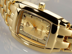 Ceas de Lux Yves Camani Gold , mic finutz , elegant , placat cu aur foto