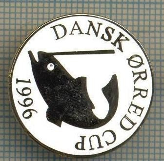1389 INSIGNA PESCAR - DANSK ORRED CUP 1996 -NORVEGIA ? -PESCUIT -starea ce se vede. foto