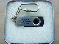 Stick USB 250Mb National Geographic + breloc+ cutie CADOU foto