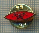 1400 INSIGNA - pescar -simbolizeaza momeala, un fluture -Norvegia ? -starea care se vede.