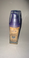 Fond de ten Loreal Paris White Perfect Pearl foto