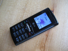 LG GB115 GB110 - telefon cu butoane - slot microsd - mp3 - radio antena interna foto