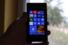 Nokia Lumia 800 pachet complet, neverlocked foto