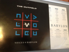 THE OUTFIELD - VOICES OF BABYLON (1989 /CBS REC/RFG ) - DISC VINIL/PICK-UP/VINYL foto