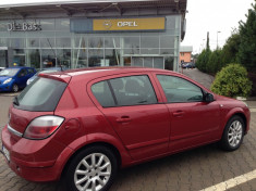 Opel Astra H foto