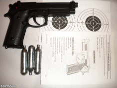 Beretta - pistol aer comprimat - propulsie co2 foto