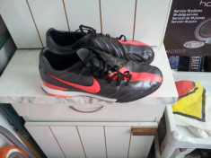 adidasi fotbal sala teren sintetic marimea 45 nike 100% ORIGINALI (si prin posta romana) foto