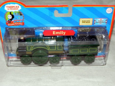 Thomas&amp;amp;amp;Friends - Wooden Railway - EMILY cu vagon din lemn cu magnet - ( transport 3 RON la plata in avans ) - DE COLECTIE foto