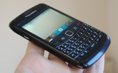 Blackberry Bold 9780 Onyx II SmartPhone Deblocat Stare Perfecta Ca NOU foto