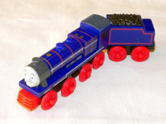 Trenulet / locomotiva Thomas - HANK din lemn cu magnet - ( transport 3 RON la plata in avans ) foto