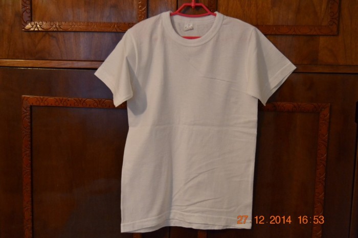 Tricou alb foto mare Tricou alb foto mare