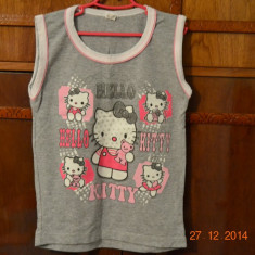 Costumas Hello Kitty gri