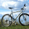 Bicicleta MTB DHS echipata Shimano