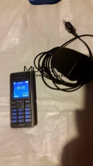 + Telefon Sony-Ericcson K200i cu incarcator + foto