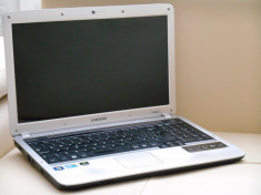 Laptop Samsung R530 foto