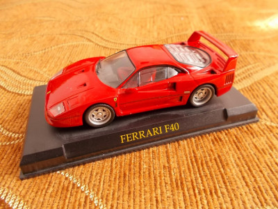 FERRARI F40 ,DE AGOSTINI ,1/43 foto