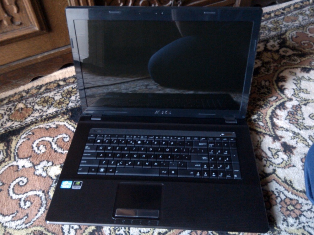 PC Portable Asus K73S Pour Pièces Détachées – Ne Fonctionne Pas, Pour Réparation Ou Récupération