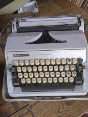 masina de scris triumph foto