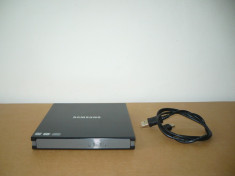 DVD WRITER EXTERN SLIM SAMSUNG USB 2.0 , Model SE-S08. foto