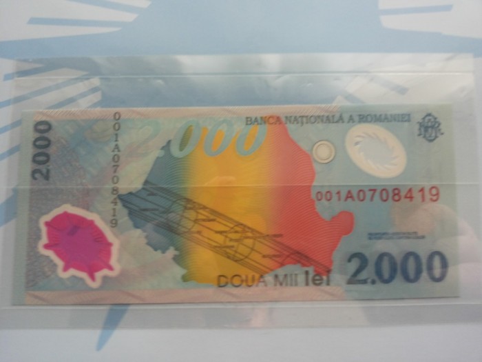 Bacnota 2000 lei cu eclipsa de soare din anul 1999 Bacnota 2000 lei cu eclipsa de soare din anul 1999