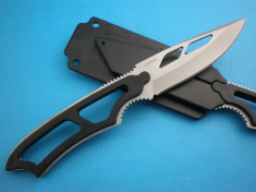 Cutit tactic Smith &amp;amp; Wesson. NECK KNIFE SMITH and WESSON. Teaca cu FLUIER. foto