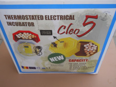 Incubator electric cu termostat - cleo 5 - nou foto