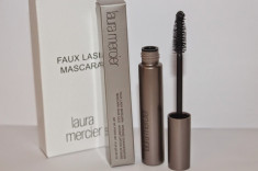 Mascara Rimel gene Nuanta Negru Laura Mercier Faux Lash Rimel efect gene false foto