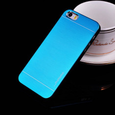 Husa MOTOMO blue bleu pelicula aluminiu iphone 5 + folie protectie