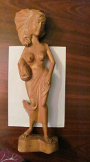 PVM - Sculptura / statuie femeie din lemn datata 25.05.1972 foto