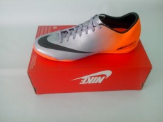 ADIDASI FOTBAL SALA NIKE MERCURIAL MARIMEA 45 foto