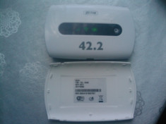 MODEM ROUTER 3G MIFI HUAWEI E5251S-2 LIBER DE RETEA IMPECABIL foto