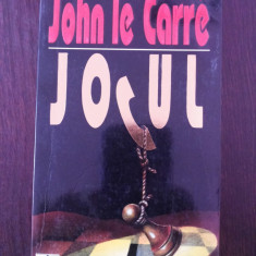 JOCUL -- John le Carre -- 1997, 379 p.