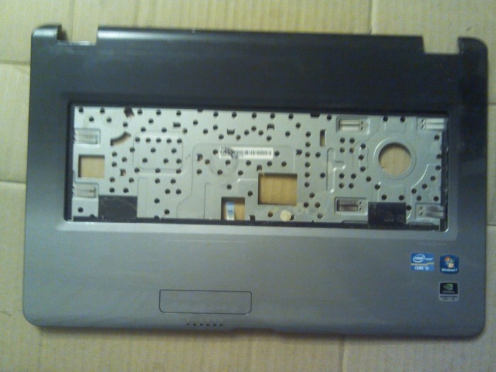 palmrest/touchpad mouse Medion Akoya P7812 MD97938 MD 97938 60.4n011.001