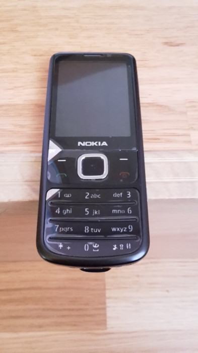 Nokia 6700c classic negru stare 10/10 reconditionat cu carcasa originala