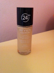 Fond de ten Revlon Colorstay foto