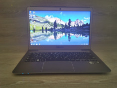 Laptop Ultrabook Samsung i5 3317U 2,60 GHz 6GB RAM Hybrid SSD HDD 13&amp;#039;&amp;#039; LED foto