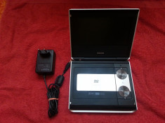 Dvd player portabil Philips PET725 ( defect ) - fara alimentator foto