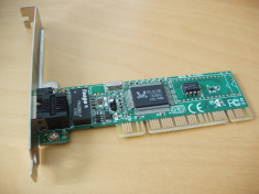 Placa de retea Realtek 10/100Mbs foto