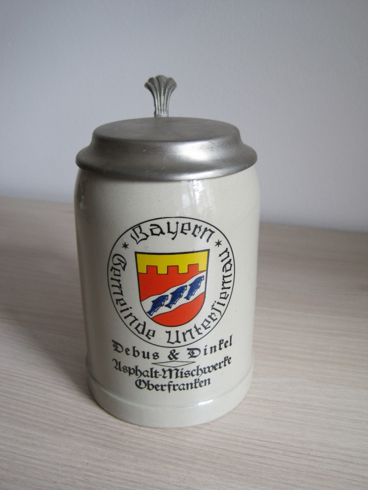 Halba de bere din ceramica 0,5 L cu capac , Bayern - Piesa de colectie ! |  Okazii.ro