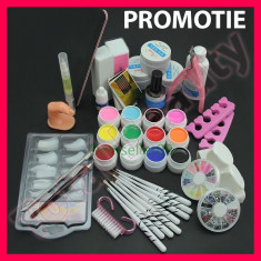 Kit unghii false cu gel UV set 12 geluri colorate tipsuri gel constructie unghii foto