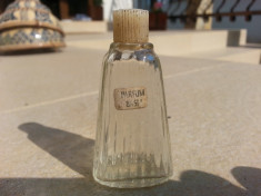 Sticla veche de parfum BASIM foto