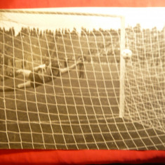 Fotografie Fotbal - Gol pe Ghencea , inceputul anilor '90 ,dim.= 23,8x18 cm