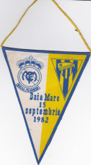 Fanion fotbal FC BAIA MARE - REAL MADRID 15.09.1982 foto